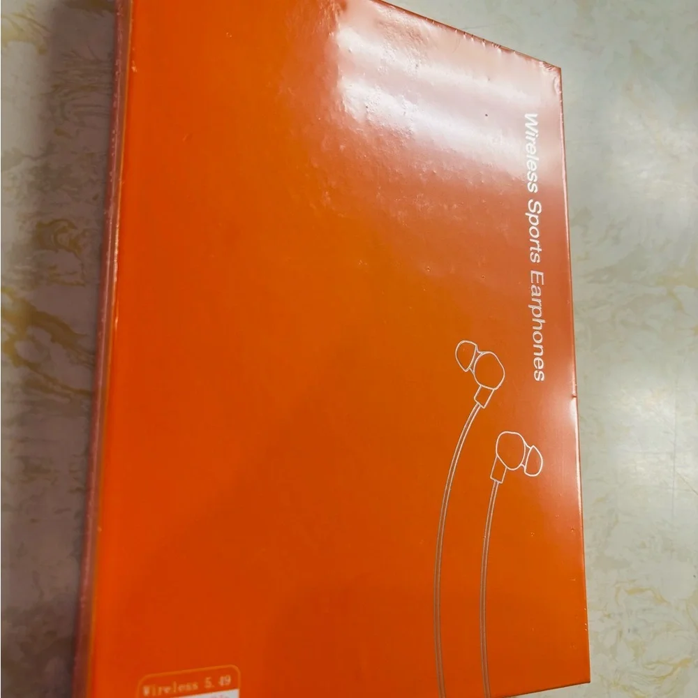 Samsung Wireless Headphones in Orange and Black